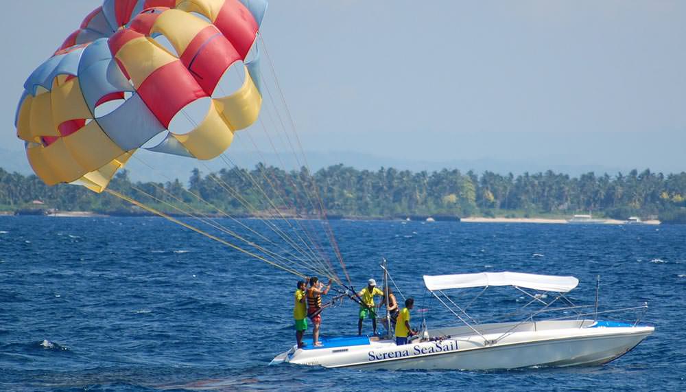 Parasailing in Andaman Islands